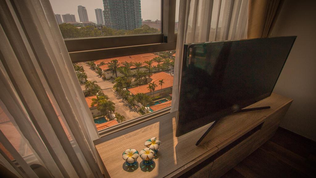 Luxury Seaview The Peak Towers 200m To * Pattaya