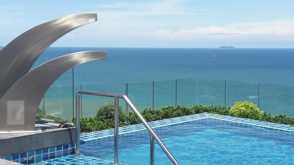 Luxury Seaview The Peak Towers 200m To Apartemen Pattaya