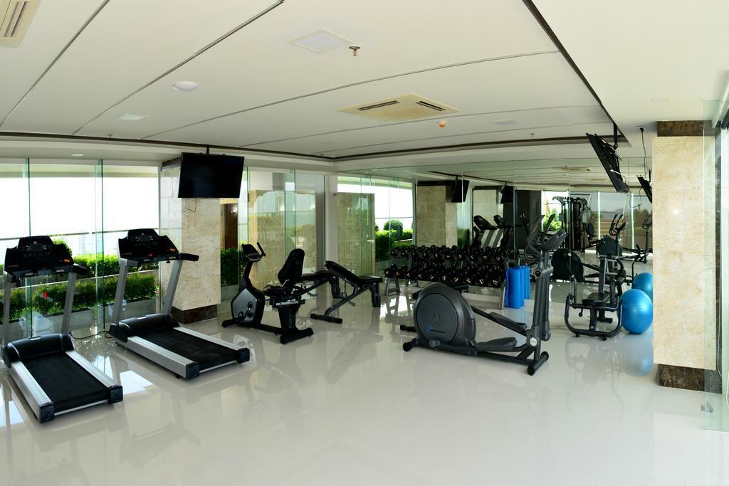 Luxury Seaview The Peak Towers 200m To Apartemen